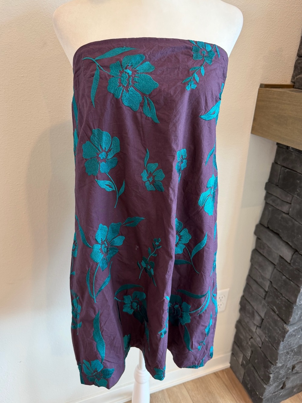 Free People Sonja Mini Tube Strapless Dress in Purple with Teal Floral. Size L